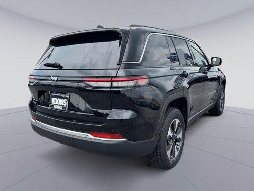 2023 Jeep Grand Cherokee 4xe Base