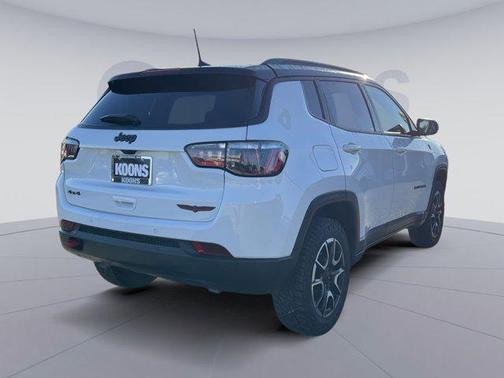 2024 Jeep Compass Trailhawk