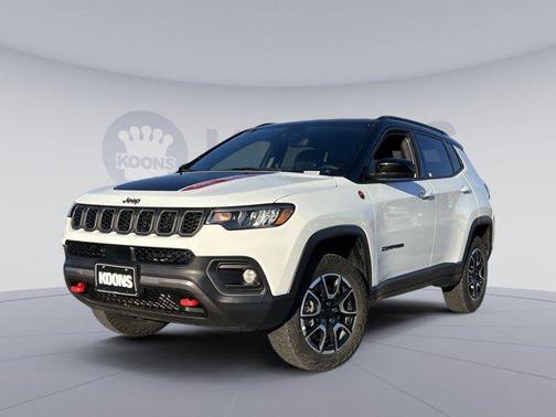 2024 Jeep Compass Trailhawk