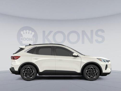 2026 Ford Escape Platinum