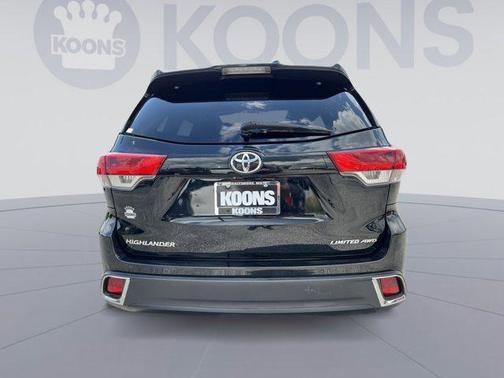 2017 Toyota Highlander Limited Platinum