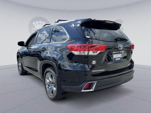 2017 Toyota Highlander Limited Platinum