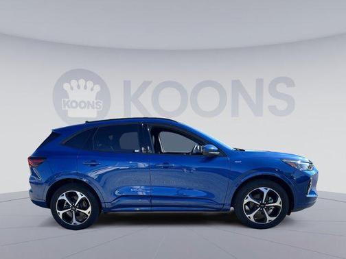 2023 Ford Escape ST-Line Elite