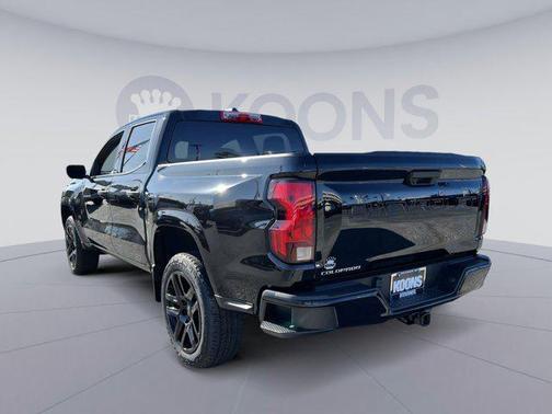 2024 Chevrolet Colorado WT