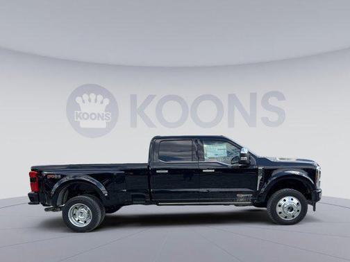2025 Ford F-450 Platinum