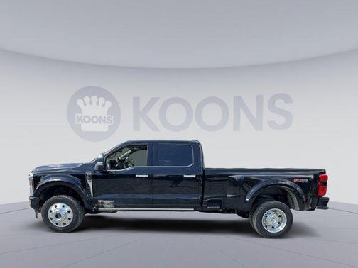 2025 Ford F-450 Platinum