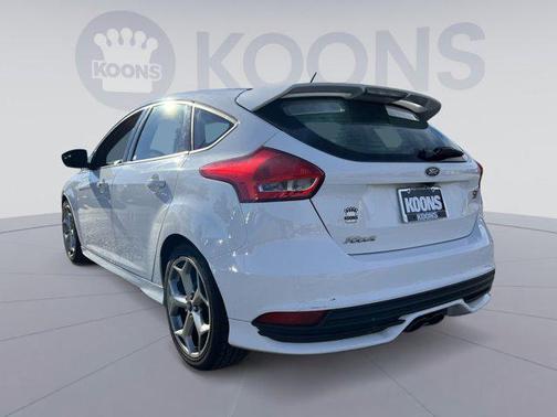 2016 Ford Focus ST 