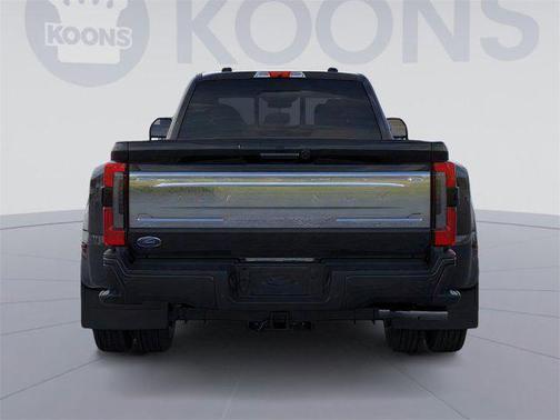 2025 Ford F-450 Platinum