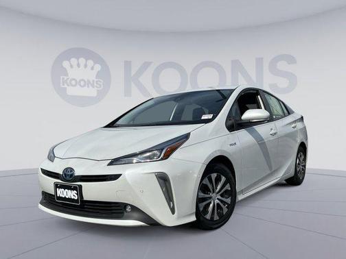 2022 Toyota Prius LE