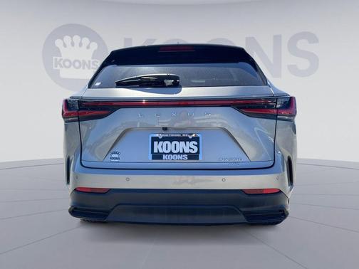 Atomic Silver 2023 Lexus NX 350 Premium