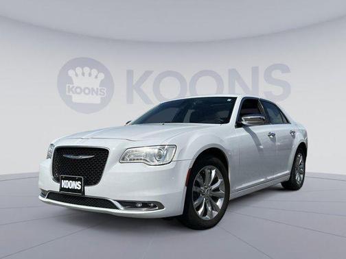 2016 Chrysler 300 S