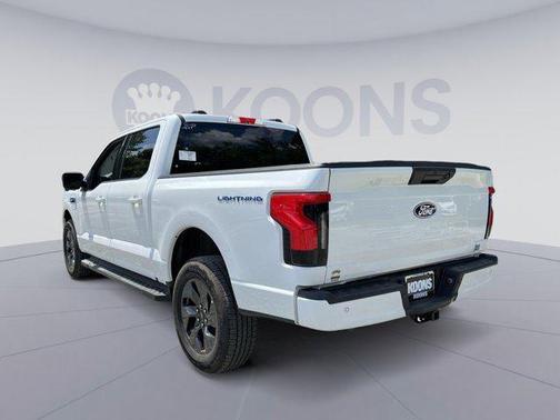 2025 Ford F-150 Lightning Flash