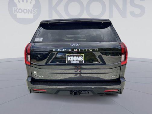 2025 Ford Expedition Max Active 4x4