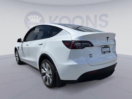 2021 Tesla Model Y Long Range Dual Motor All-Wheel Drive