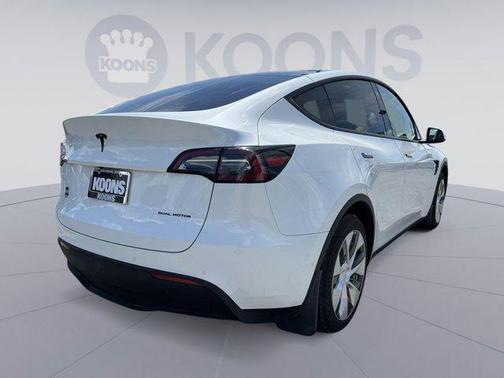 2021 Tesla Model Y Long Range Dual Motor All-Wheel Drive