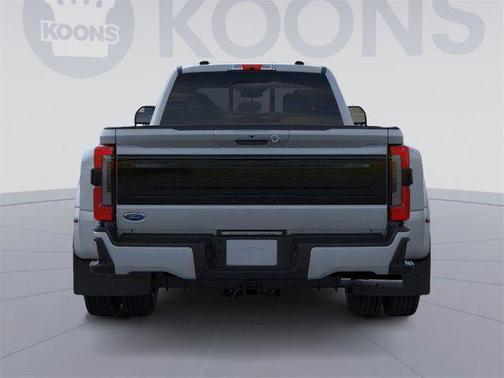 2025 Ford F-450 Platinum