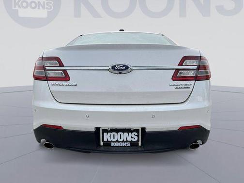 2017 Ford Taurus Limited