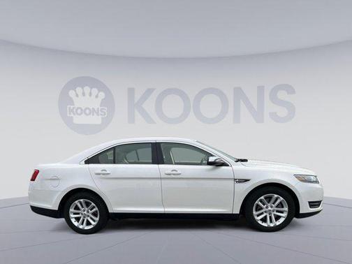2017 Ford Taurus Limited