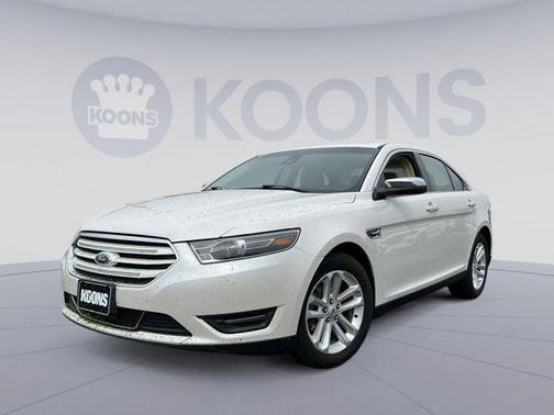 2017 Ford Taurus Limited
