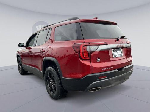 2023 GMC Acadia AWD AT4