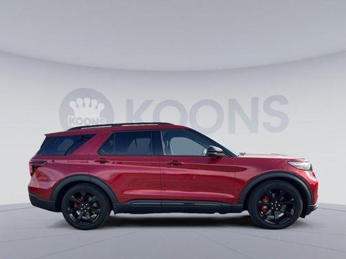 2023 Ford Explorer ST