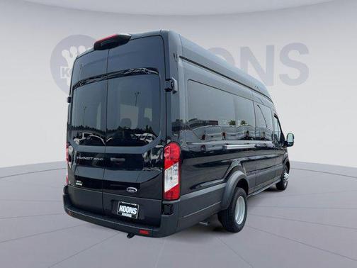 2025 Ford Transit-350 XL