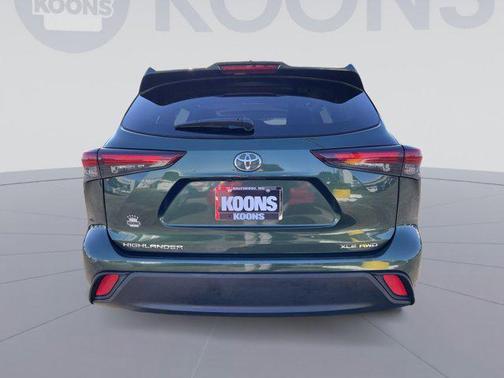 2024 Toyota Highlander XLE