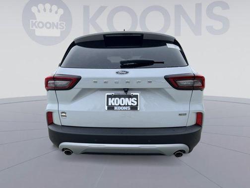 2026 Ford Escape PHEV SE