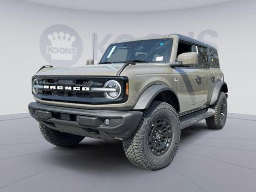 Gray 2026 Ford Bronco Outer Banks