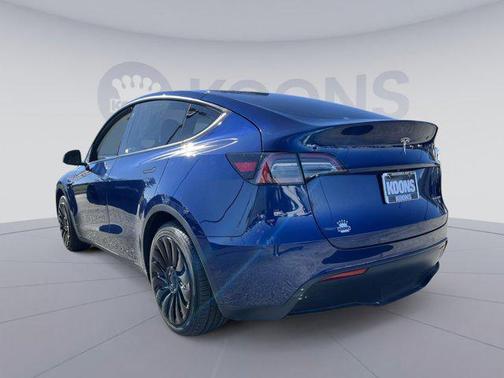 2021 Tesla Model Y Long Range Dual Motor All-Wheel Drive