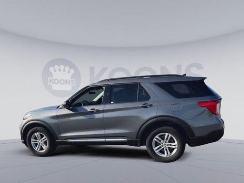 Carbonized Gray Metallic 2023 Ford Explorer XLT
