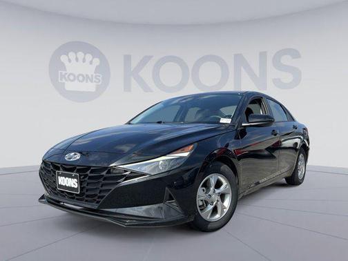 2021 Hyundai ELANTRA SE
