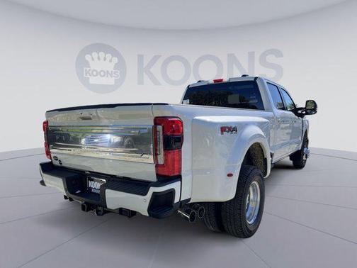 2026 Ford F-350 Platinum