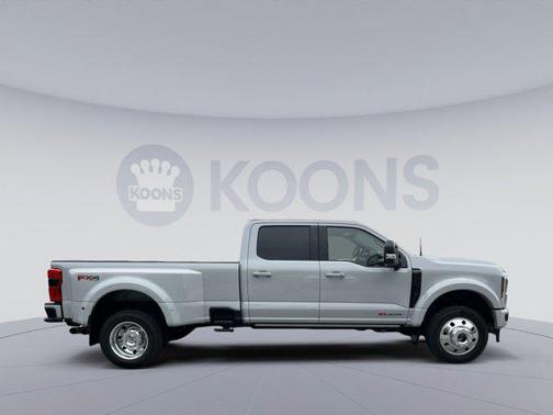 2026 Ford F-450 Platinum