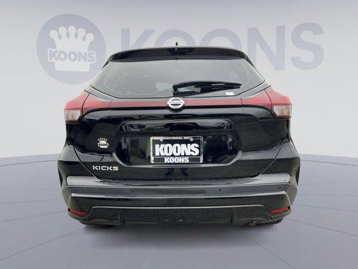 2021 Nissan Kicks S