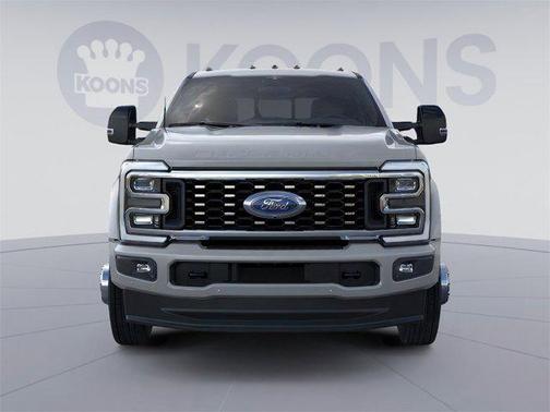 2025 Ford F-450 Platinum