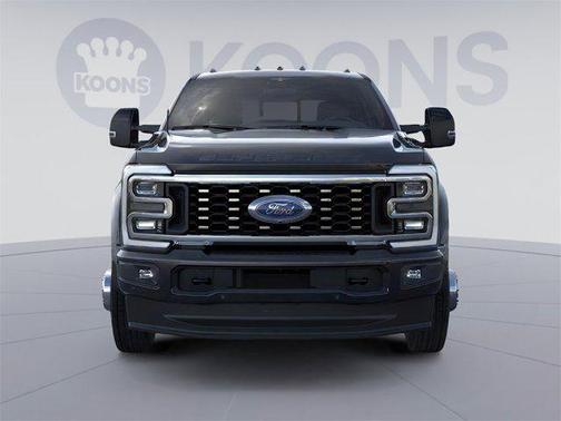 2025 Ford F-450 Platinum