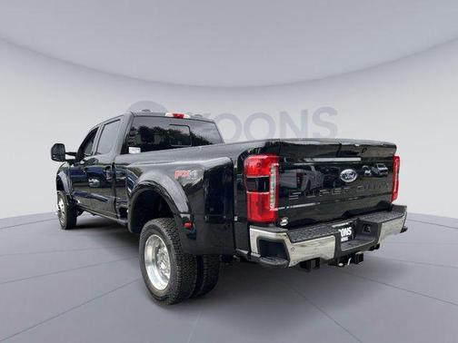 2026 Ford F-450 Lariat