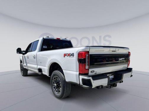 2025 Ford F-350 Platinum
