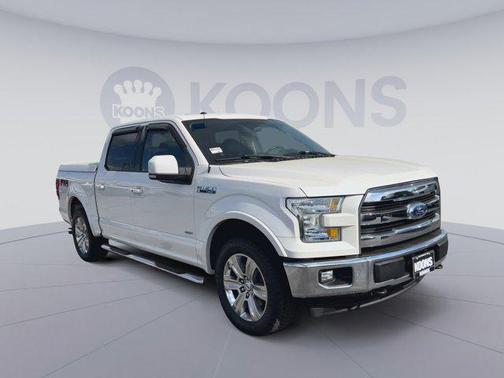White Platinum Clearcoat Metallic 2017 Ford F-150 Lariat