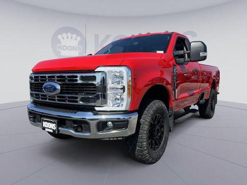 Race Red 2023 Ford F-350 XLT