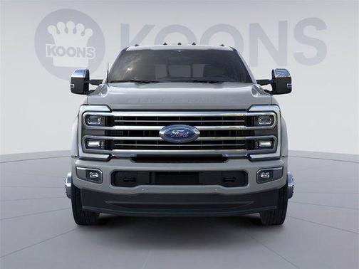 2025 Ford F-450 Platinum