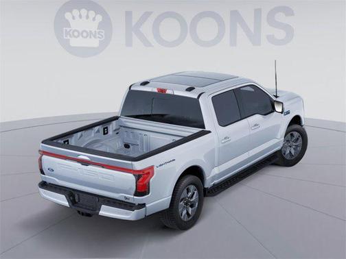 2025 Ford F-150 Lightning LARIAT