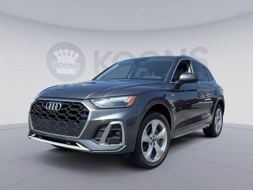 2022 Audi Q5 45 S line Premium Plus