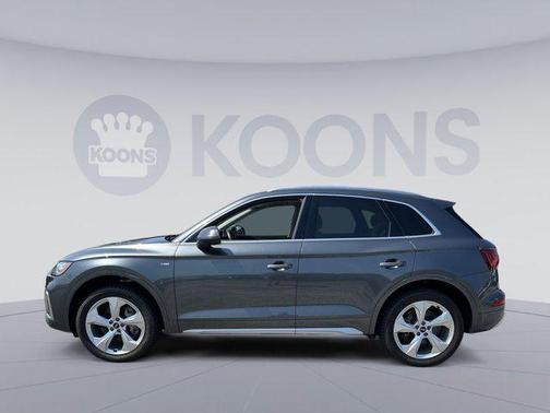 2022 Audi Q5 45 S line Premium Plus