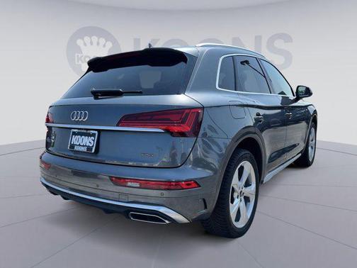 2022 Audi Q5 45 S line Premium Plus