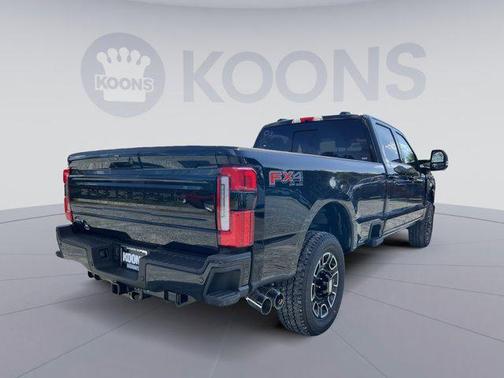 2026 Ford F-350 Platinum