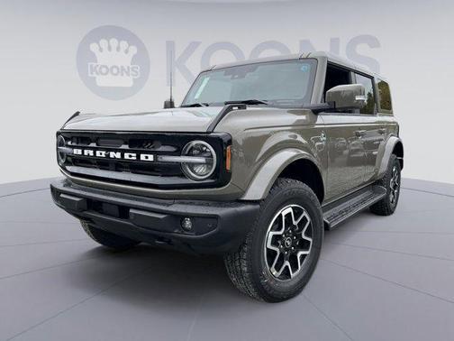 2025 Ford Bronco Outer Banks