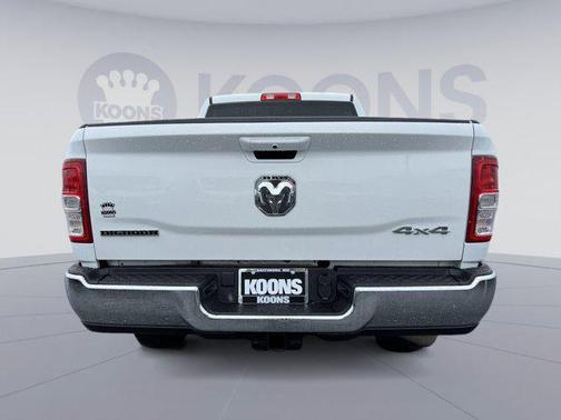 2022 RAM 2500 Big Horn Crew Cab 4x4 6'4' Box