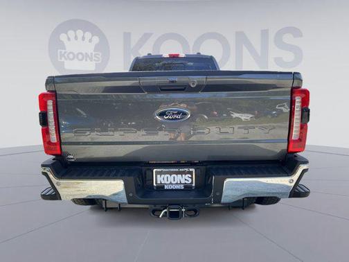 2026 Ford F-450 Lariat
